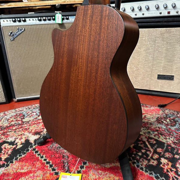 Taylor 314CE V-Class - Includes Hardshell Case