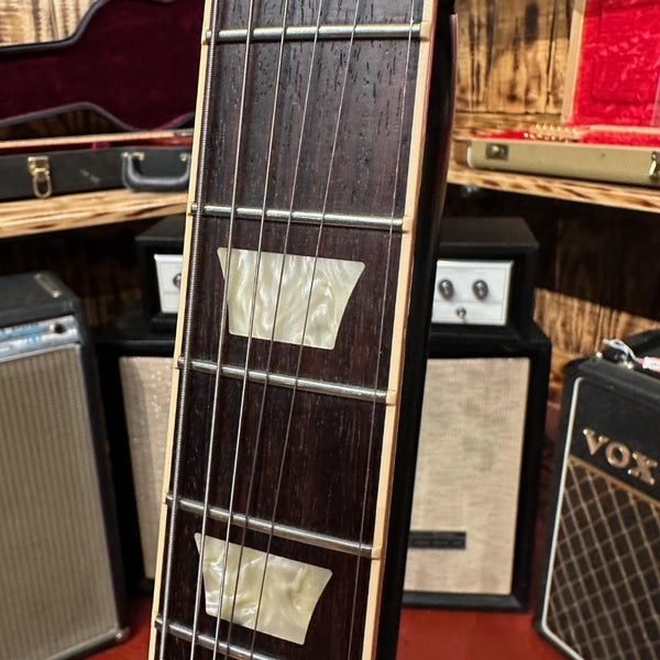 Gibson Les Paul Traditional - Includes  Hardshell Case #G-385 - #128330583