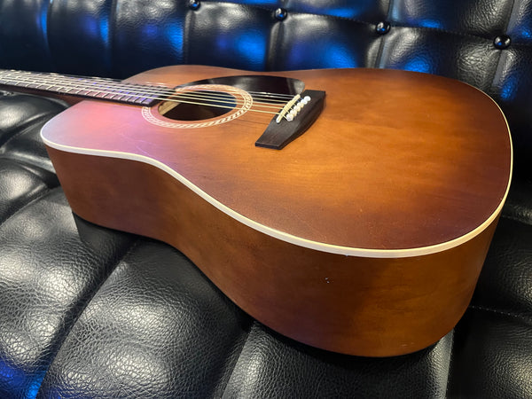 Art Lutherie by Godin 2005