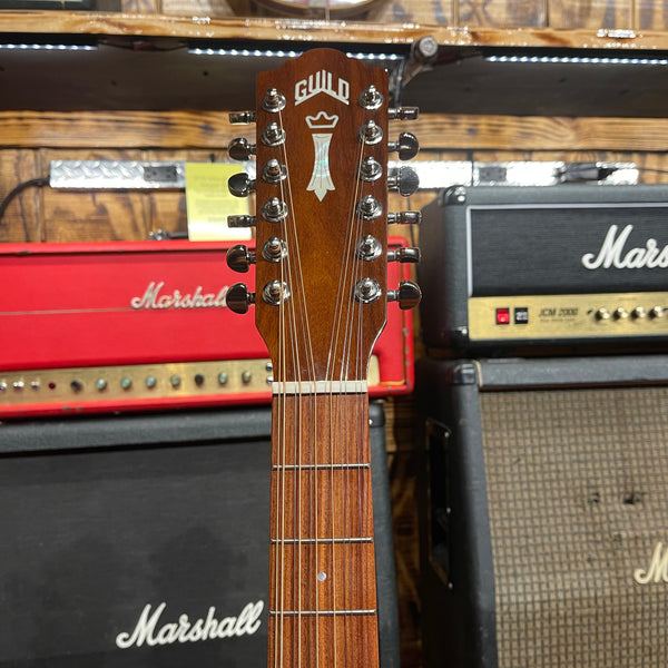 Guild D-1212E - Includes Case #752 - Serial #G1190087
