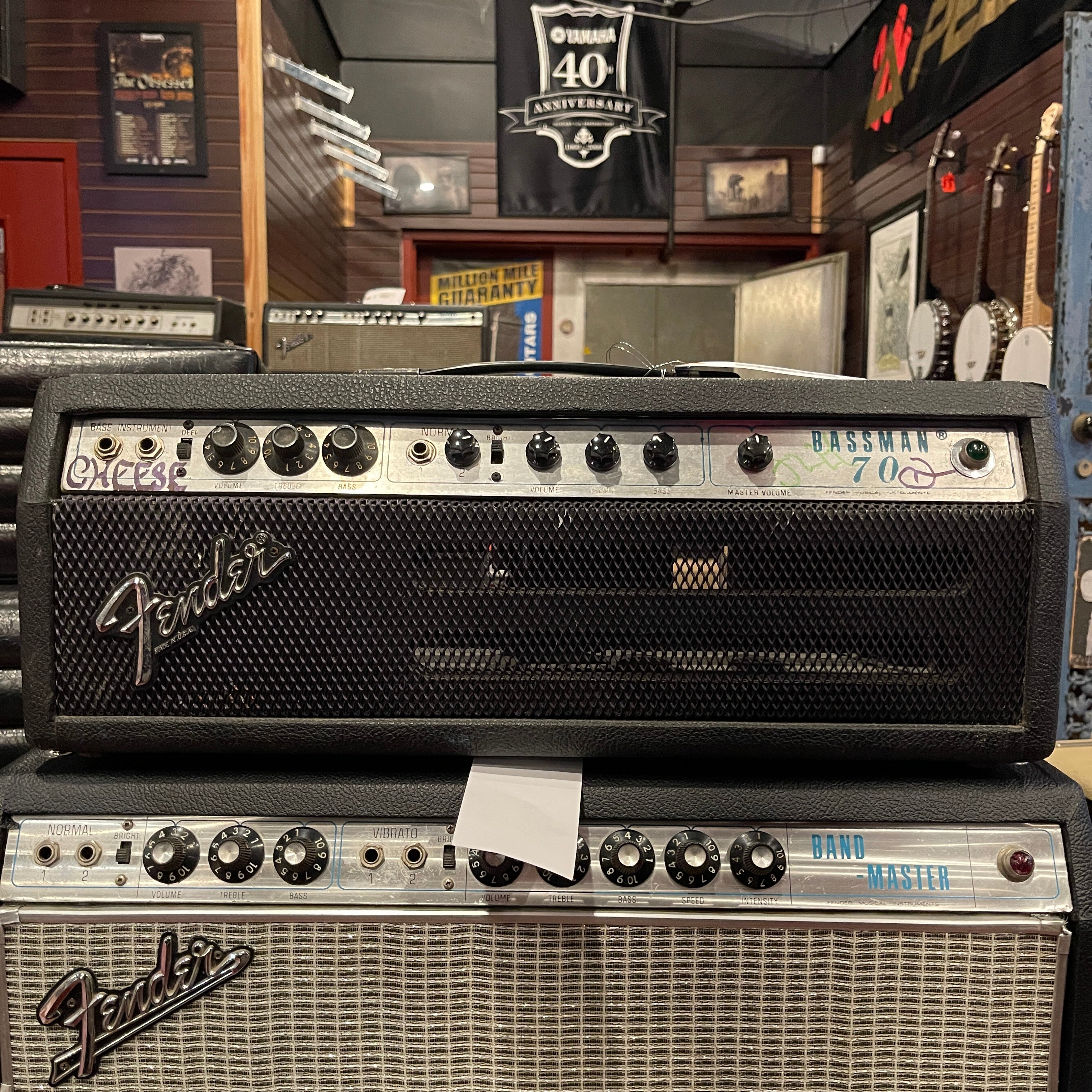 fender ベースアンプ　bassman70 Fender Bassman 70 2-Channel 70-Watt Guitar Amp Head 1977