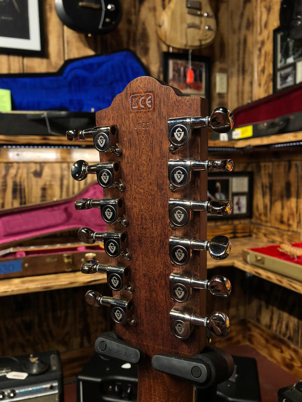 Guild 261 12 String - Includes Hardshell Case