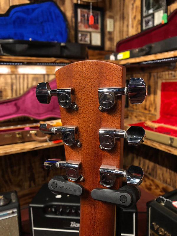 Larrivee D-03R - Includes Hardshell Case