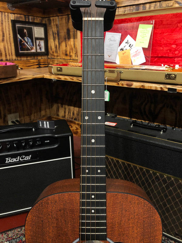 Martin DX1E - Includes Gig Bag