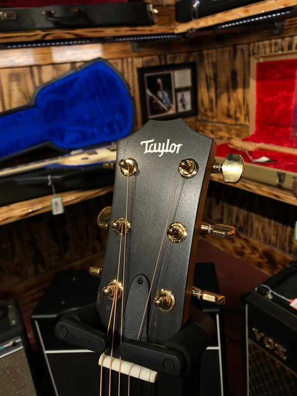 2023 Taylor 224CE-K DLX - Includes Case