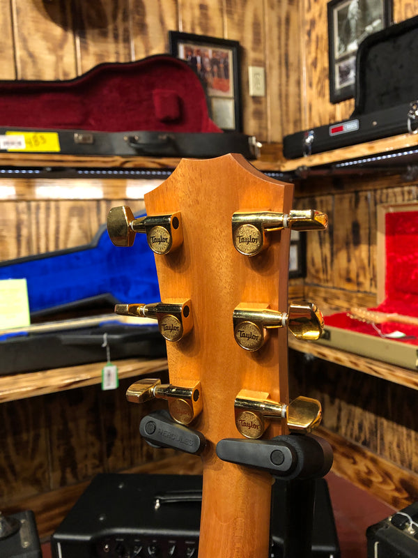 2023 Taylor 224CE-K DLX - Includes Case