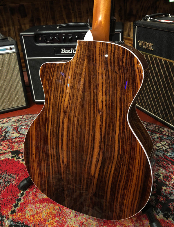 2023 Taylor 214CE DLX ES2 Gold Hardware - Case Included