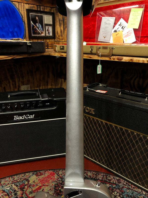 Silvertone 1444 SVB Silverburst Short Scale Bass *NEW*