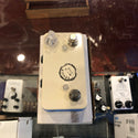Tchula Boost White (Includes Box)