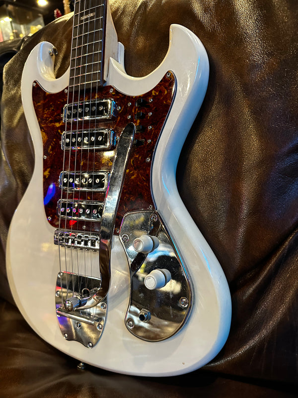 1960's Kingston S4T Hound Dog