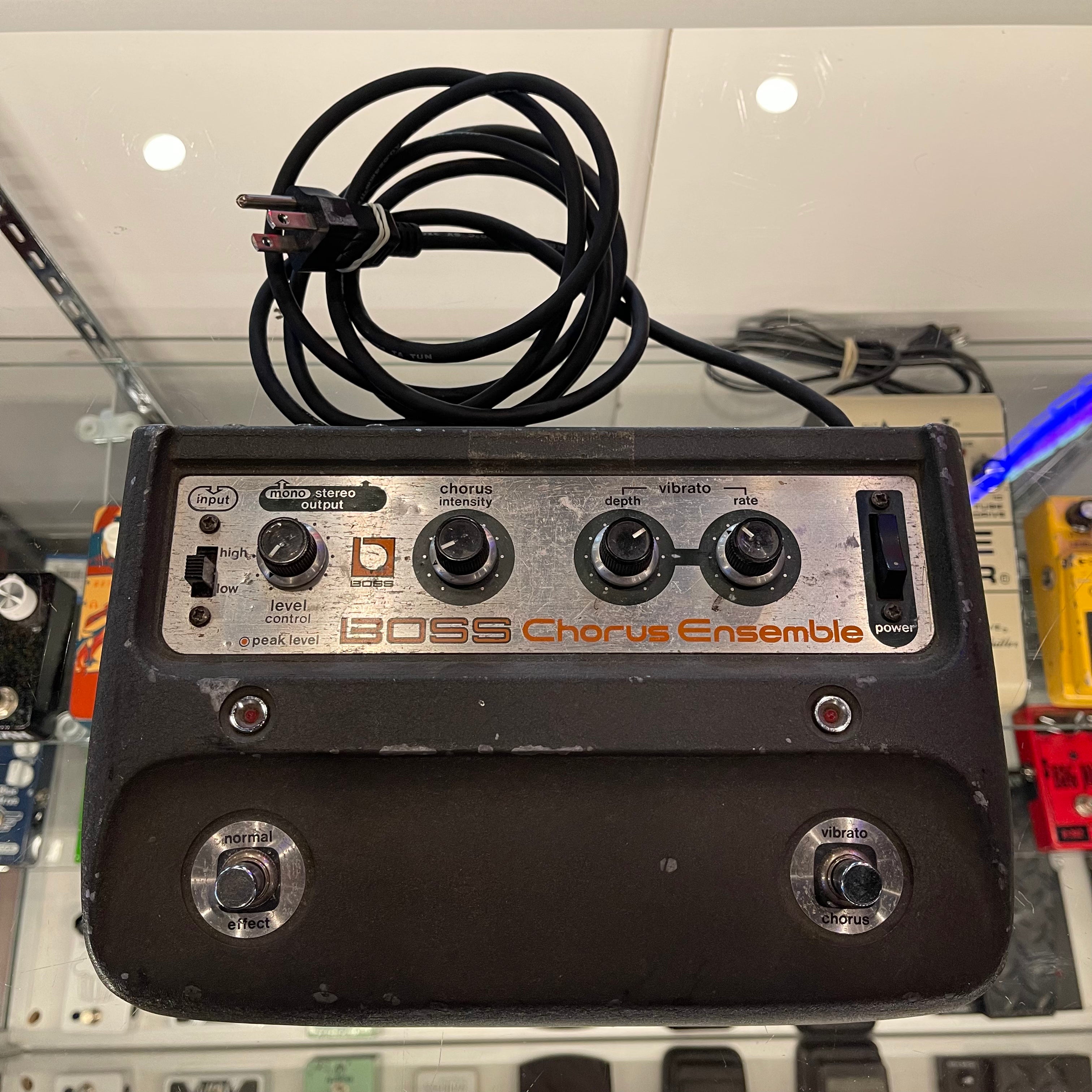 BOSS Chorus Ensemble ＣＥ－１ Boss CE-1 Chorus Ensemble – Catalinbread Effects
