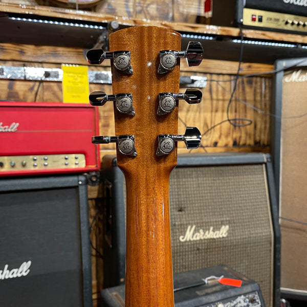 Larrivee LV-10 - Includes Case - #638 - #121204