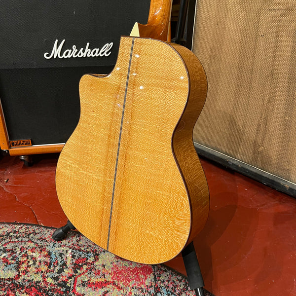 Larrivee LV-10 - Includes Case - #638 - #121204