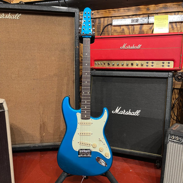 Fender Stratocaster XII - Includes Case #672 - Serial #R021296
