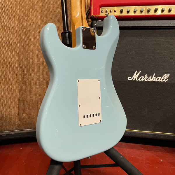 Fender Stratocaster - Includes Case - #691 - Serial #MZ1151910