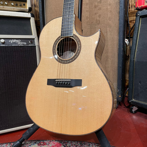 Larrivee C-09FM - Includes Case - #657 - #100912