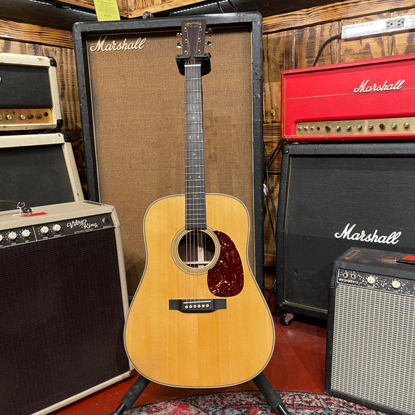 Martin HD-28 - Includes Case - #695 - #2545025