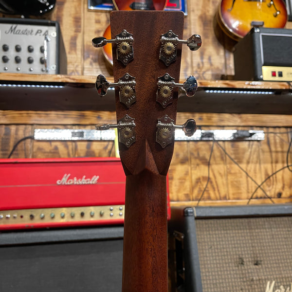 Martin HD-28 - Includes Case - #695 - #2545025