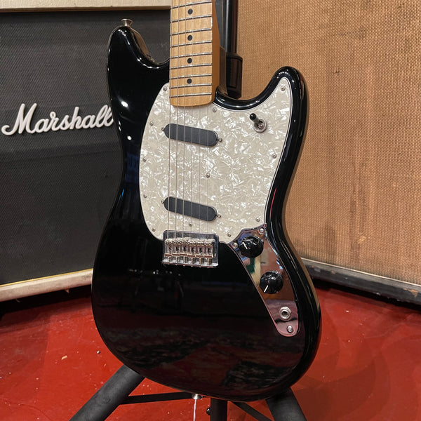 Fender Player Mustang - No Case - #MX16759161