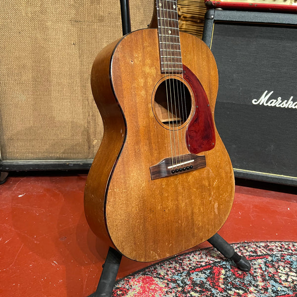 1967 Gibson LG0 - No Case