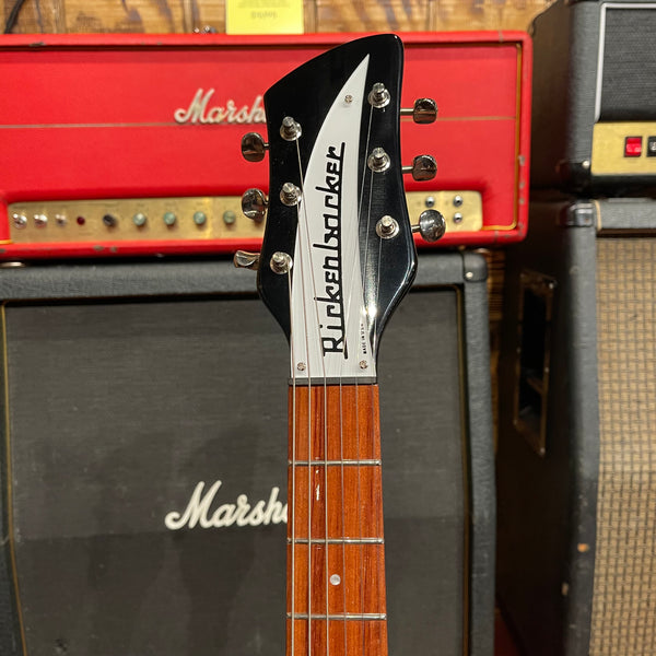 Rickenbacker 325 - #18 44023 - Includes Case #727