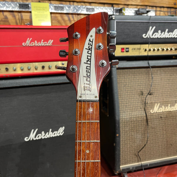 Rickenbacker 330 - Includes Case - #725