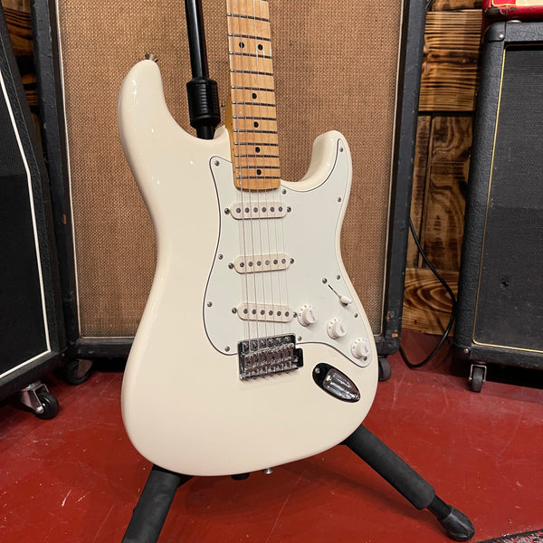 Fender Stratocaster MIM - #MX12312612 - Includes Gigbag #729