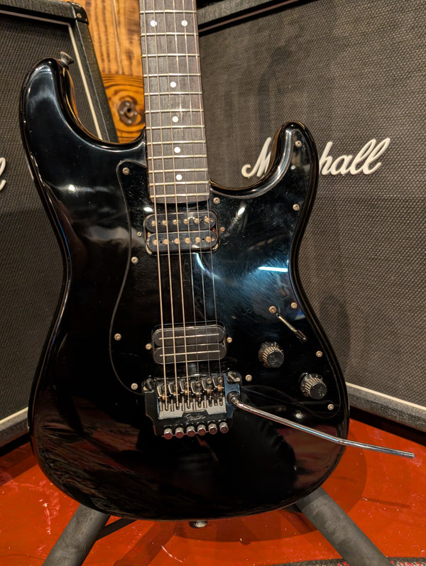 Fender MIJ Strat Boxer Series - Includes Hardcase - G-0835 - #E518000