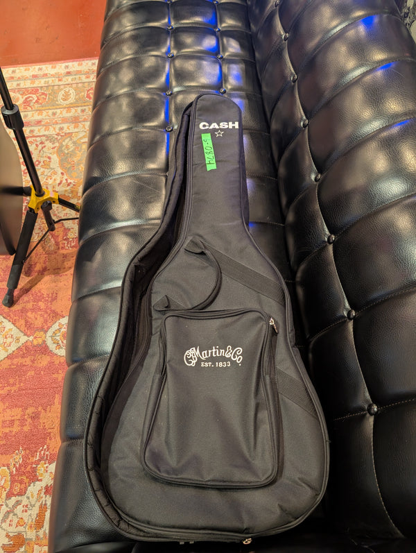 Martin DX Johnny Cash #2427104- Includes gigbag - G-0874