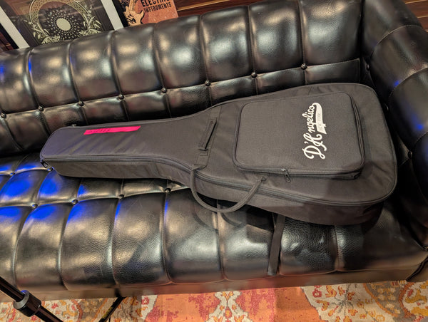 D'Angelico DAPEXL1SBKCT - Includes Gigbag - G-0868