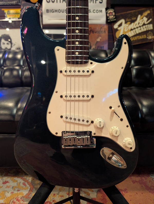 1989 Fender Standard Stratocaster- Includes hardcase - #E952146 - G-0880