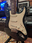 1989 Fender Standard Stratocaster- Includes hardcase - #E952146 - G-0880