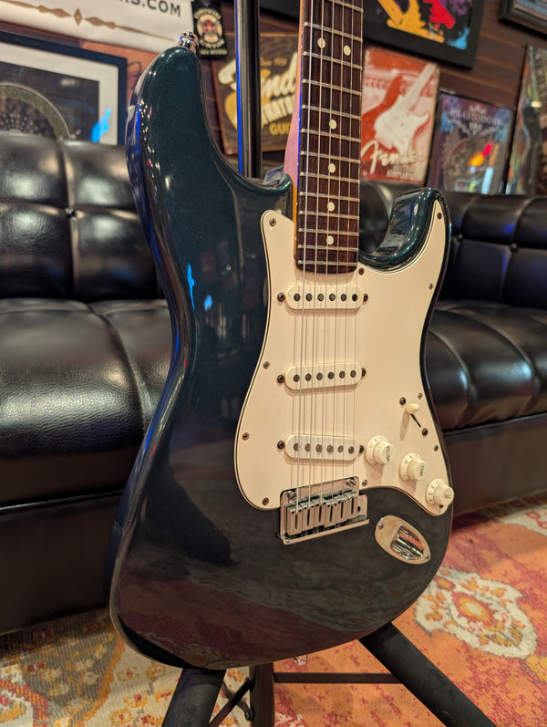 1989 Fender Standard Stratocaster- Includes hardcase - #E952146 - G-0880