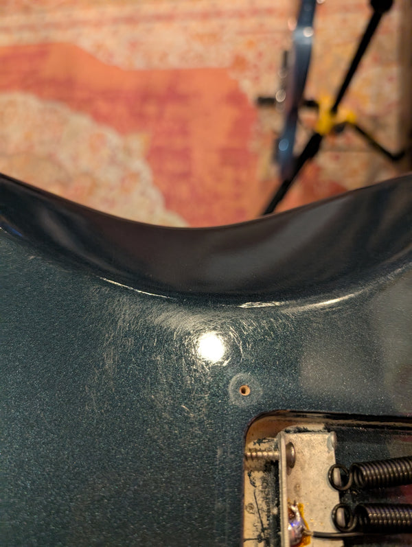 1989 Fender Standard Stratocaster- Includes hardcase - #E952146 - G-0880