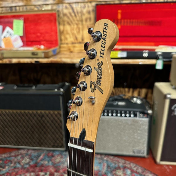 Fender Nashville Telecaster - Includes Hardshell Case