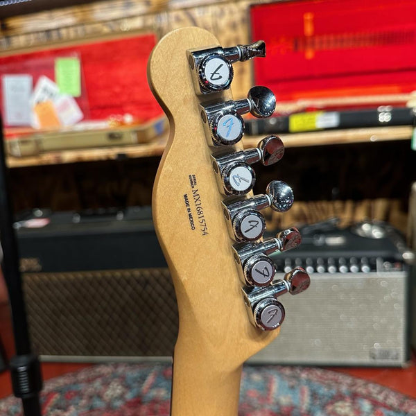 Fender Nashville Telecaster - Includes Hardshell Case