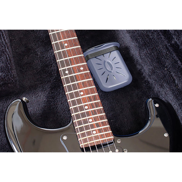 Music Nomad The Case Humitar - Instrument Case Humidifier with Case Holster