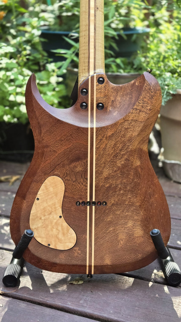Severin ST1 Electric Guitar – Roasted Maple Electric Guitar GB 937 Consignment