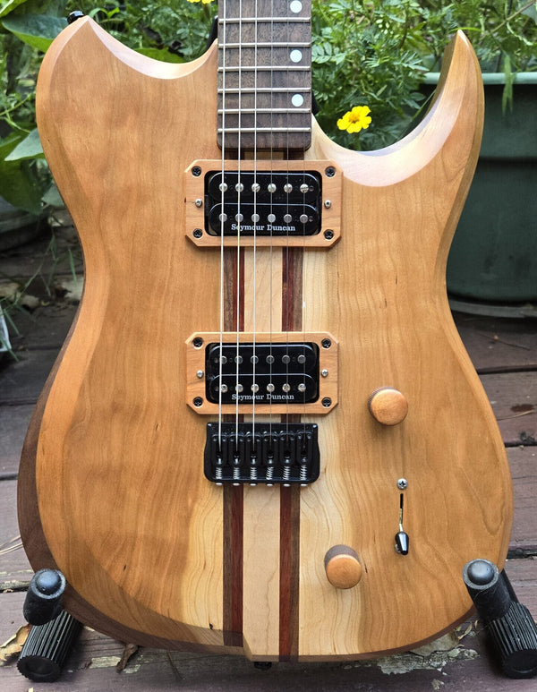 Severin ST1 Electric Guitar – Cherry Walnet Electric Guitar GB 941 Consignment