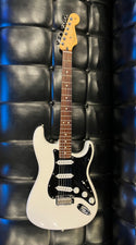 Fender MIM Stratocaster Alpine 2019 - White