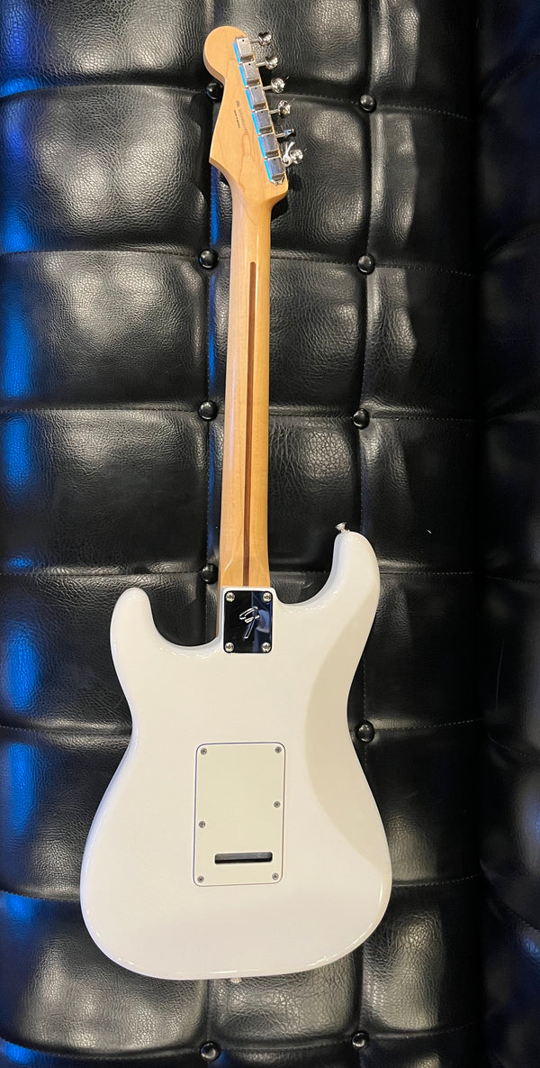 Fender MIM Stratocaster Alpine 2019 - White