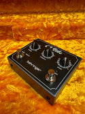 Behringer 69 Vibe Pedal *LIKE NEW*