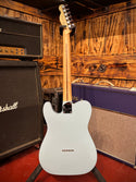 Fender Deluxe Nashville Telecaster Pau Ferro Fingerboard Daphne Blue GB 845