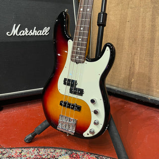 Fender American Ultra P Bass - Includes Case #750 - Serial# US22045056