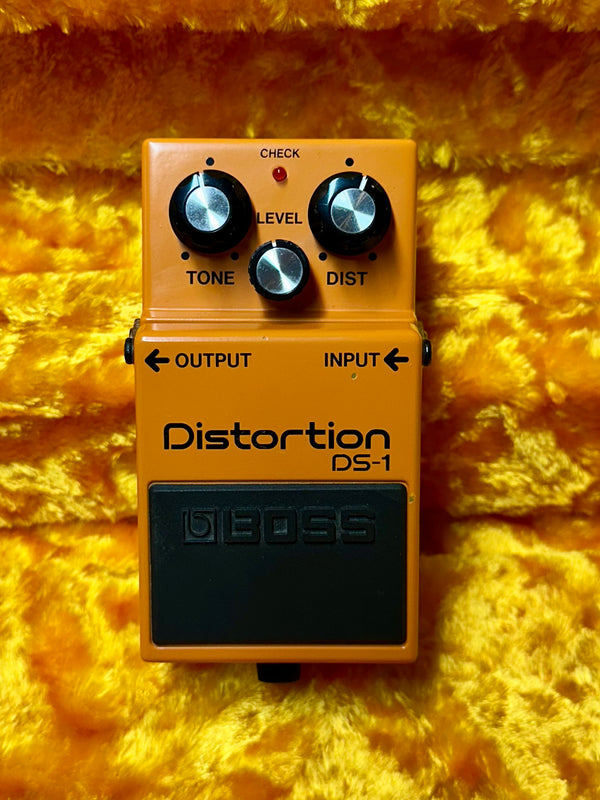 Boss DS-1 Distortion w/ box and paperwork
