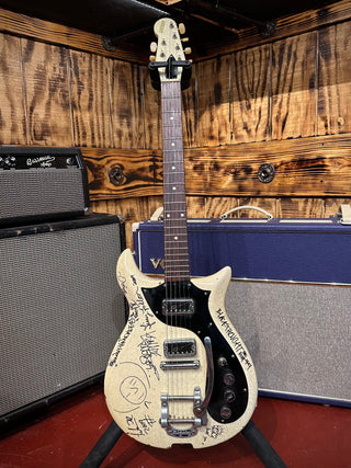 1966 Gretsch silver duke - white/silver owned by Neko Case/ Celebrity signed raffle guitar! GB#859