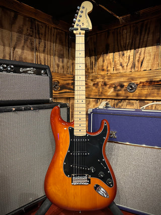 Fender Deluxe Stratocaster HSS with Maple Fretboard 2021 75th Anniversary - Tobacco Sunburst GB#871
