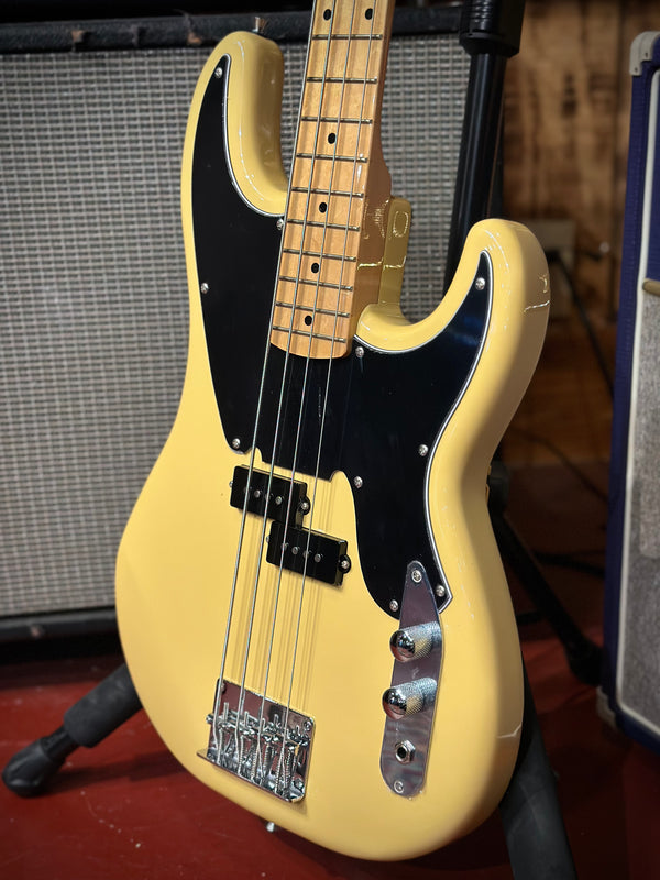 New Tagima TW 66 Butterscotch 4 Sting Bass with Tagima Gig Bag! GB#878