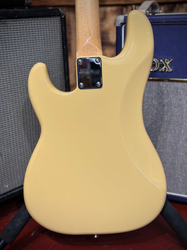 New Tagima TW 66 Butterscotch 4 Sting Bass with Tagima Gig Bag! GB#878