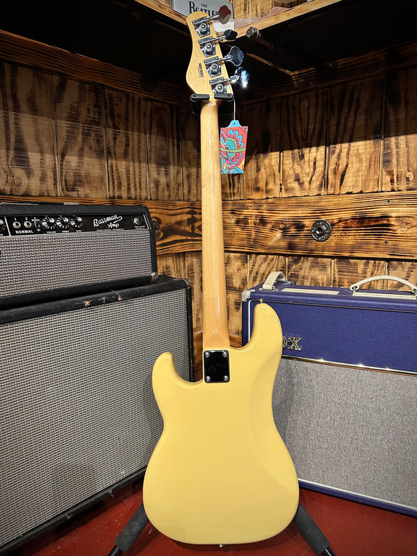 New Tagima TW 66 Butterscotch 4 Sting Bass with Tagima Gig Bag! GB#878